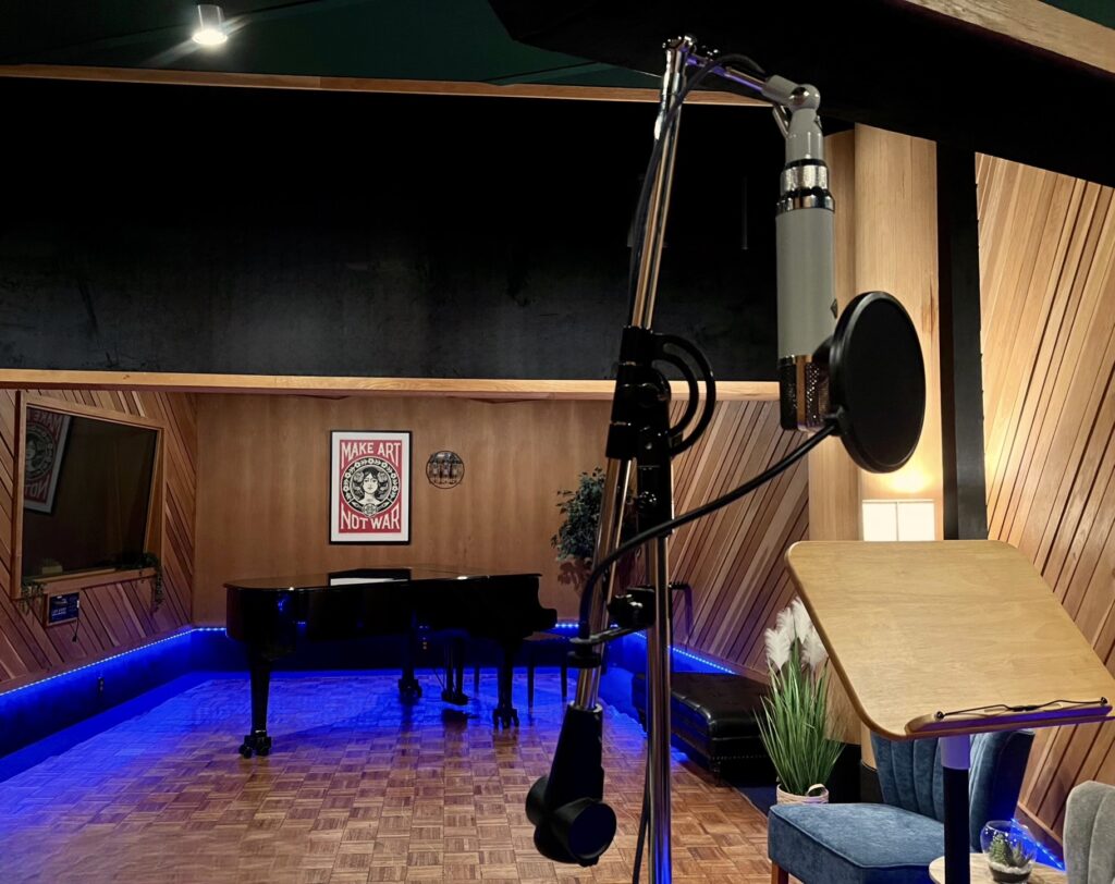 telefunken mic recording studio LA